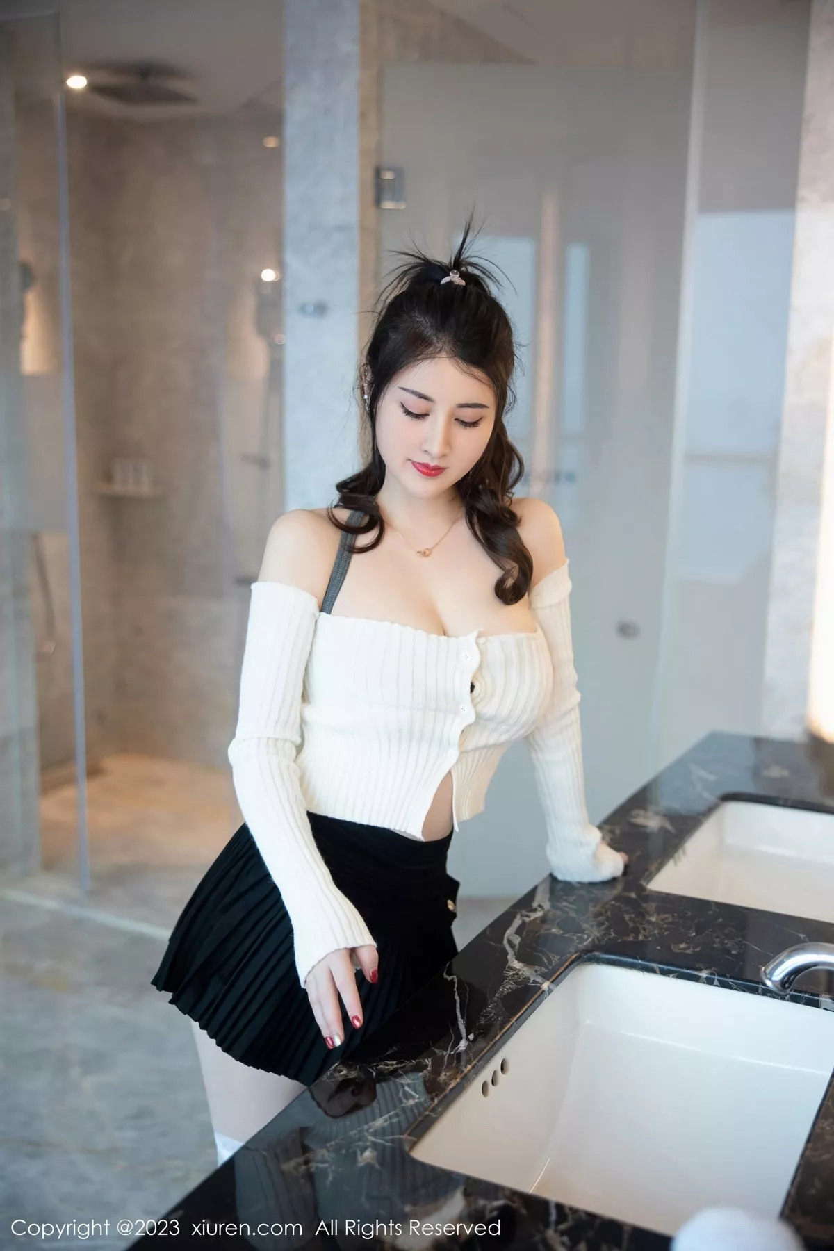 [XiuRen秀人网]第6484期诗诗写真-秀人资源网